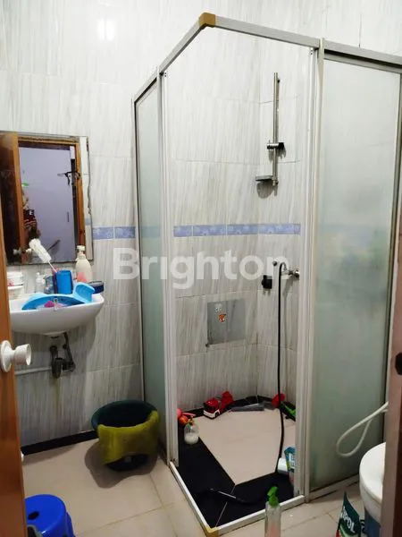 image RUMAH 2 LANTAI DI JELAMBAR JAKARTA BARAT (4)