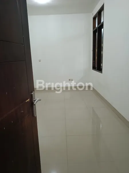 image RUMAH MODERN 1 LANTAI DALAM CLUSTER DI WILAYAH RAMAI BEKASI  (6)