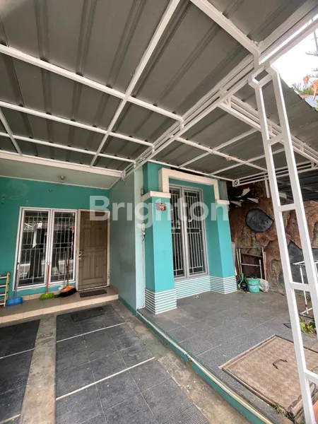 image RUMAH 1 LANTAI MASIH SEPERTI BARU DI TIMUR JAKARTA  (1)