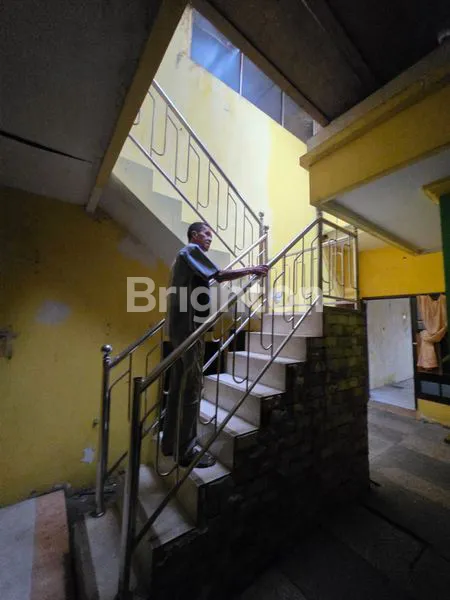 image JUAL SEWA TEMPAT USAHA RUKO + KOS KOST BEKAS WARKOP SIAP PAKAI DAERAH NGAGEL BANYAK USAHA 0 JALAN  (3)