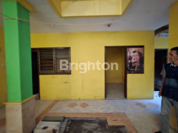 image JUAL SEWA TEMPAT USAHA RUKO + KOS KOST BEKAS WARKOP SIAP PAKAI DAERAH NGAGEL BANYAK USAHA 0 JALAN  (4)
