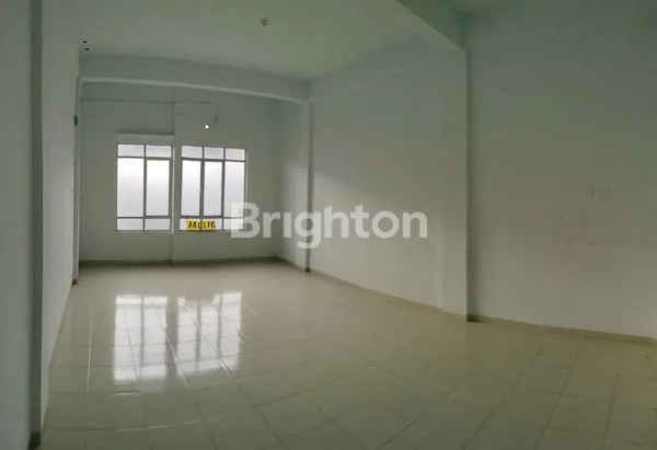 image RUKO 3 LANTAI DI JALAN MUTIARA (4)