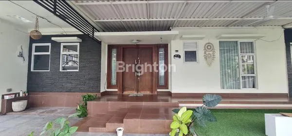 image RUMAH MEWAH 2,5 LT BSD TURUN HARGA (7)