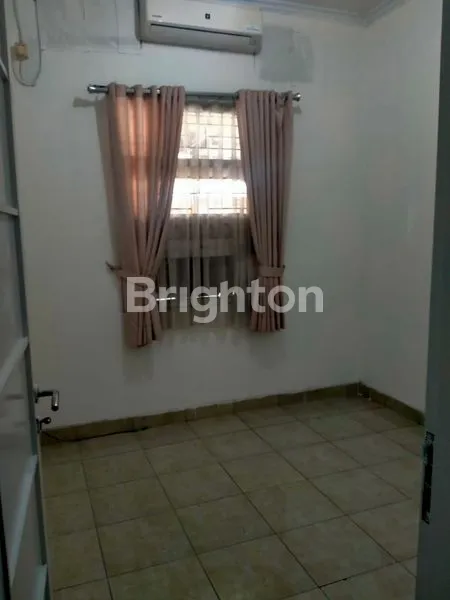 image RUMAH GRAHA GOLF CIBINONG 2 LANTAI  SANGAT NYAMAN UNTUK KELUARGA. (7)