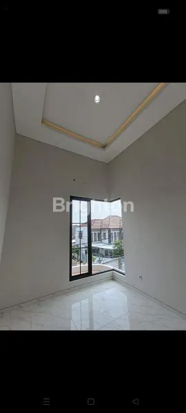 image DI JUAL RUMAH RUNGKUT MAPAN (5)