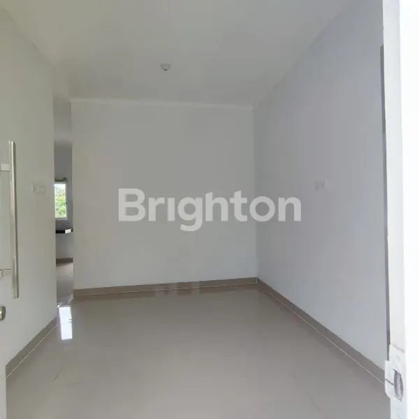 image RUMAH BAGUS SIAP HUNI DITENGAH KOTA  (6)