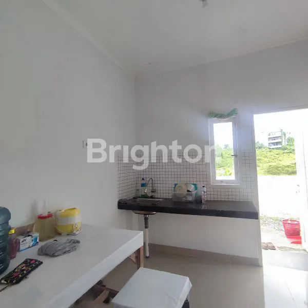 image RUMAH BAGUS SIAP HUNI DITENGAH KOTA  (3)