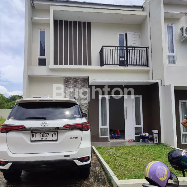 image RUMAH BAGUS SIAP HUNI DITENGAH KOTA  (1)