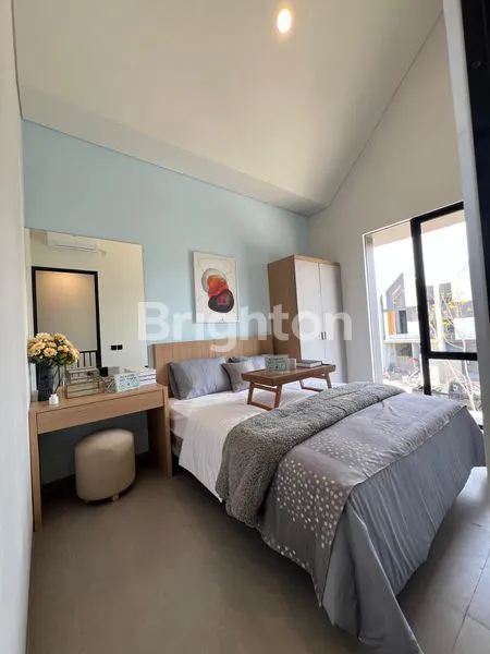 image RUMAH NYAMAN DI AREA PREMIUM OERR SURABAYA TIMUR (2)