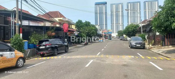image JUAL RUMAH MINIMALIS SANGAT STRATEGIS DI JALAN ANGGREK SARI ROW JALAN 4 MOBIL (6)