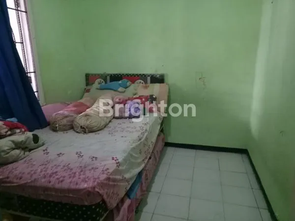 image RUMAH MUNGIL SIAP HUNIMASIH KPR SELAMA 15 TAHUNTERBAYAR SUDAH SELAMA 4 TAHUNCICILAN 2.500.000/,BLNMASIH SISA 11 TAHUN (2)