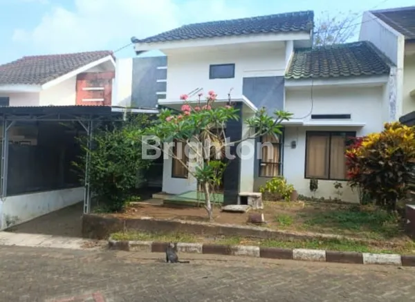 image RUMAH SIAP HUNI GREEN APPLE REGENCY BATU (1)