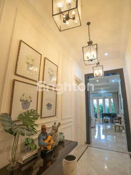 image RUMAH KEMANG DALAM, ELEGANT FURNISHED RENGAN LOKASI STRATEGIS DAN LINGKUNGAN EKSKLUSIF, JAKARTA SELATAN (3)