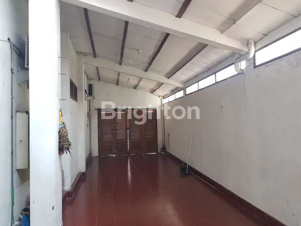 image DI JUAL RUMAH BESAAR 2 LT DAERAH GAJAH TENGAH KOTA   SEMARANG (7)