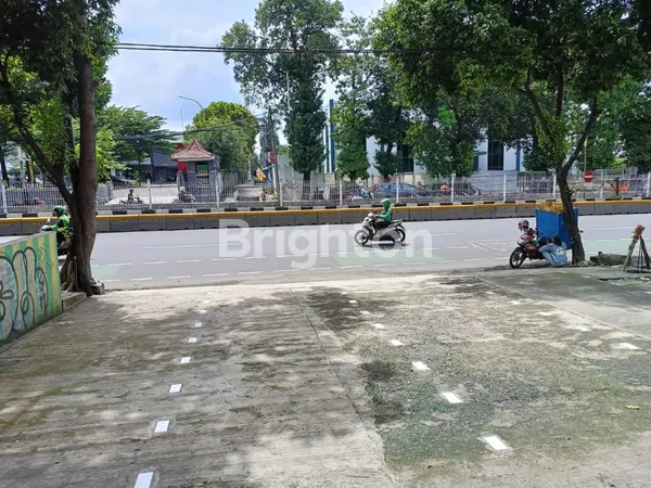 image RUKO 4 1/2 LANTAI TEGAL PARANG MAMPANG PRAPATAN JAKARTA SELATAN (2)