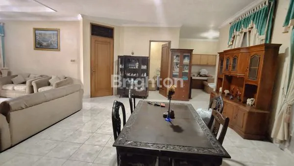 image RUMAH LEMBANG  CILEDUG (2)