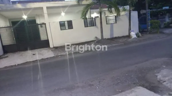 image RUMAH HOOK, MURAH DAN TERAWAT DI NGAGEL SURABAYA (1)
