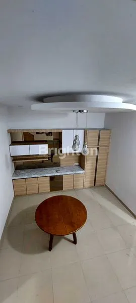 image RUMAH CLUSTER 2 LANTAI SIAP PAKAI DI RIAU PEMUDA (6)