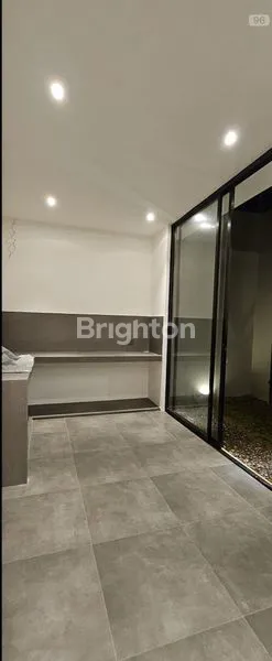 image RUMAH BRAND NEW 3.5 LANTAI SUNTER DIJUAL (8)