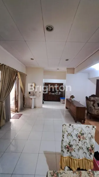 image DIJUAL RUMAH DALAM CLUSTER BERHADAPAN MALL GRAND WISATA (4)