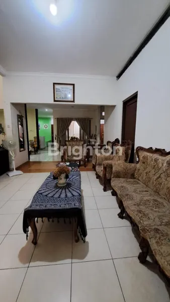 image DIJUAL RUMAH DALAM CLUSTER BERHADAPAN MALL GRAND WISATA (6)