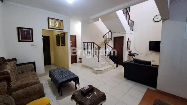 image DIJUAL RUMAH DALAM CLUSTER BERHADAPAN MALL GRAND WISATA (7)