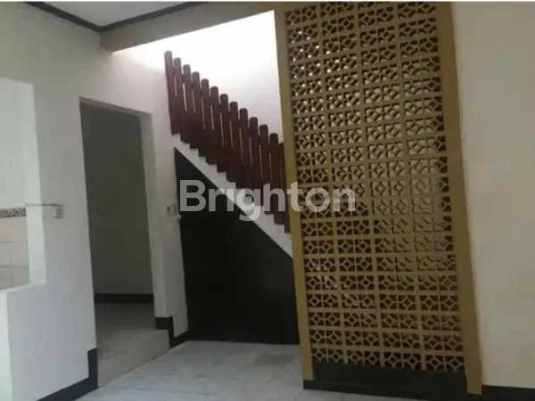 image RUMAH GUNUNGSARI INDAH DEKAT WIYUNG, DEKAT KETINTANG, DEKAT VILLA BUKIT MAS (3)
