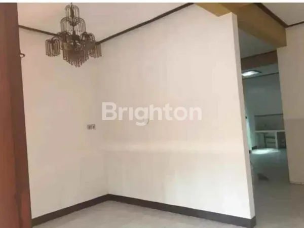 image RUMAH GUNUNGSARI INDAH DEKAT WIYUNG, DEKAT KETINTANG, DEKAT VILLA BUKIT MAS (6)