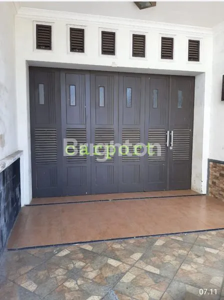 image RUMAH MEWAH DI AREA PANDANWANGI KOTA MALANG (2)