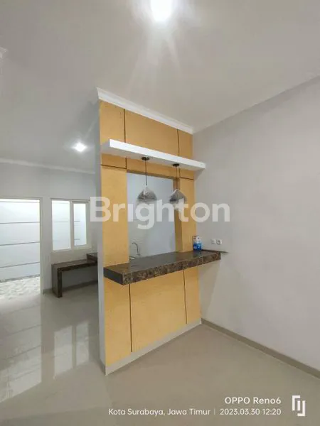 image RUMAH NEW GRESS 2 LANTAI SIAP HUNI DI PERUMHAN SUTOREJO MULYOSARI SURABAYA  (5)