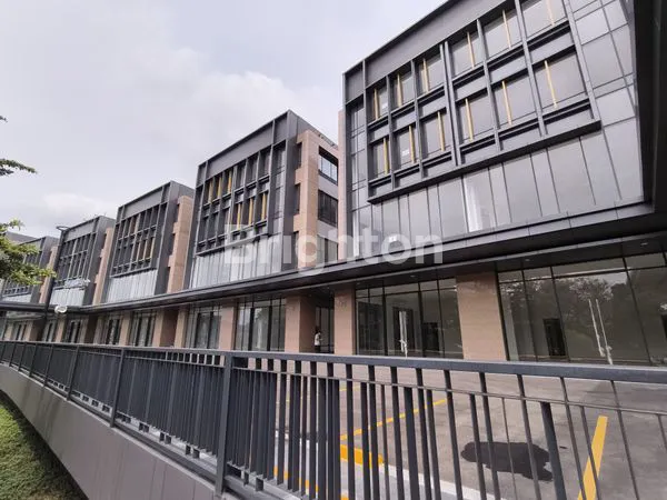 image NAVAPARK BUSINESS LOFT NORTH POINT TWO BSD CITY TANGERANG  (2)