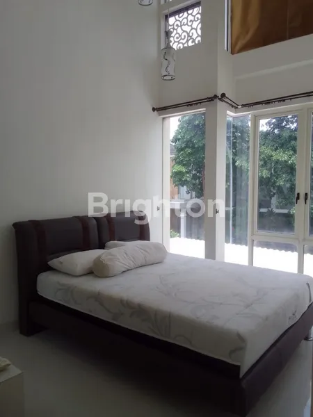 image RUMAH FULL FURNISHED PAKUWON CITY CLUSTER ZIMBALI COSTA (2)
