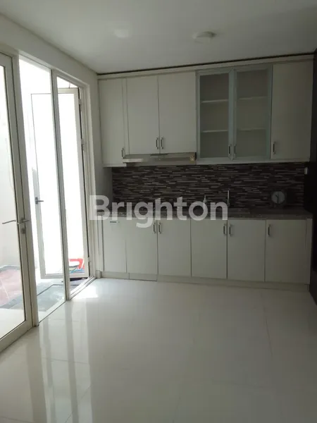 image RUMAH FULL FURNISHED PAKUWON CITY CLUSTER ZIMBALI COSTA (7)