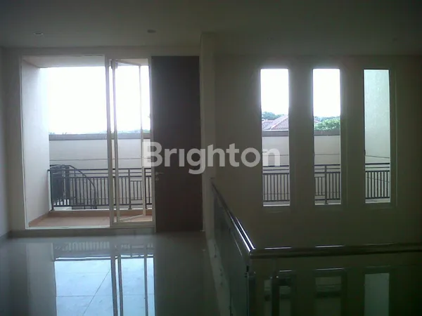 image DIJUAL RUMAH BARU\U2728 MODERN MINIMALIS 2 LANTAI (4)