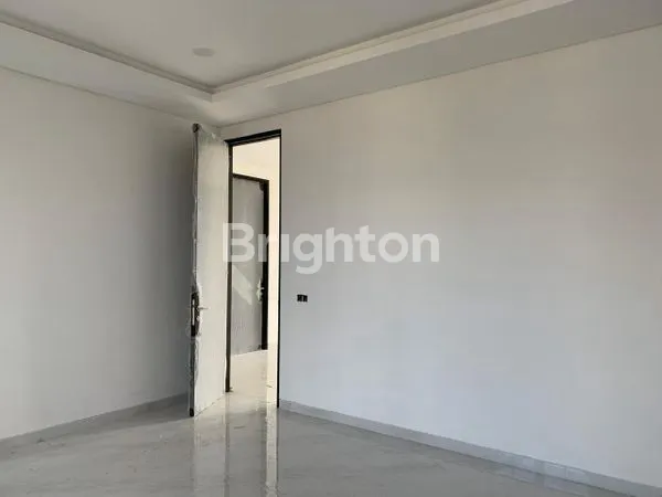 image RUMAH BARU GRESS INTERNATIONAL VILLAGE CITRALAND AREA GWALK (6)