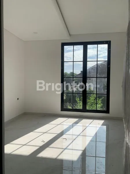 image RUMAH BARU GRESS INTERNATIONAL VILLAGE CITRALAND AREA GWALK (4)