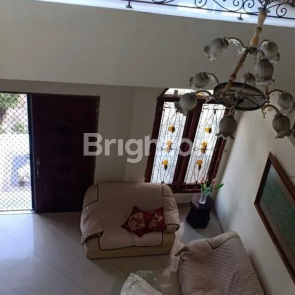 image RUMAH NYAMAN DAN ASRI DI KENCANA LOKA, BSD CITY (3)