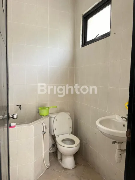 image RUKO SECOND TERAWAT STRATEGIS DEKAT PINTU TOL, JUANDA (5)