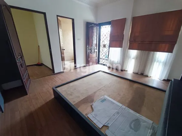 image BARU RENOVASI TOTAL !! RUMAH MODERN DI PUSAT KOTA MEDAN SUMATERA UTARA (6)