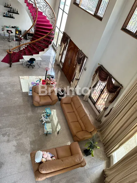 image RUMAH MEWAH  FULL FURNISHED ARAYA 1  (6)