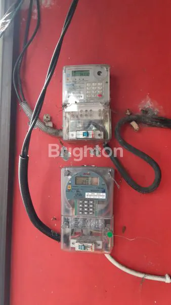 image RUKO 3 LANTAI SIAP PAKAI DI POROS JALAN RAYA LANGSEP (7)