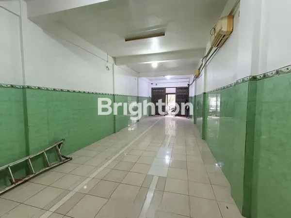 image RUKO 3 LANTAI SIAP PAKAI DI POROS JALAN RAYA LANGSEP (3)