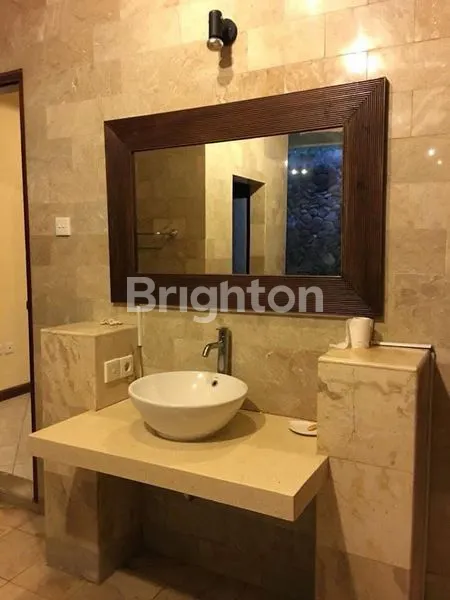 image DISEWAKAN VILLA DI SANUR (5)