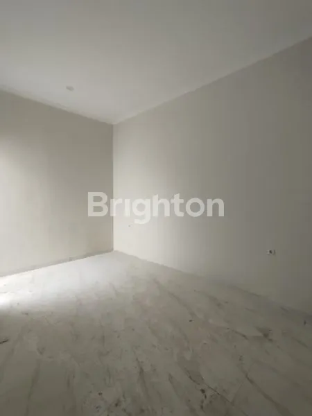 image RUMAH GRESS MINIMALIS KONTEMPORER STYLE DI BARUK UTARA (5)