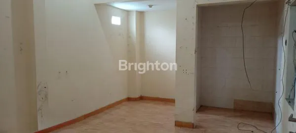 image RUKO (RUANG USAHA + RUMAH BELAKANG) - KADIPIRO SOLO (7)