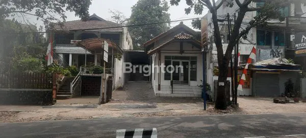 image RUANG USAHA DI MAINROAD SURYA SUMANTRI ( PASTEUR ) BANDUNG (2)