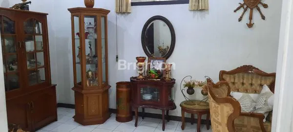 image RUMAH SIAP HUNI DI MAINROAD SURYA SUMANTRI BANDUNG (5)
