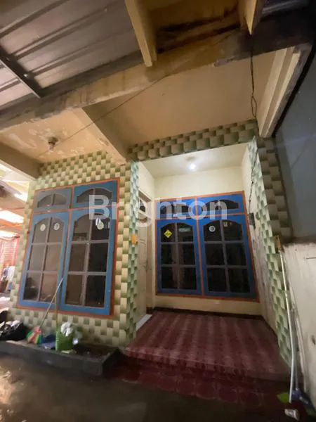 image RUMAH USAHA KOST DI JUAL KLAMPIS (3)