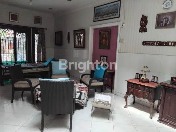 image RUMAH CANTIK SIAP HUNI TANJUNG DUREN JAKARTA BARAT (5)