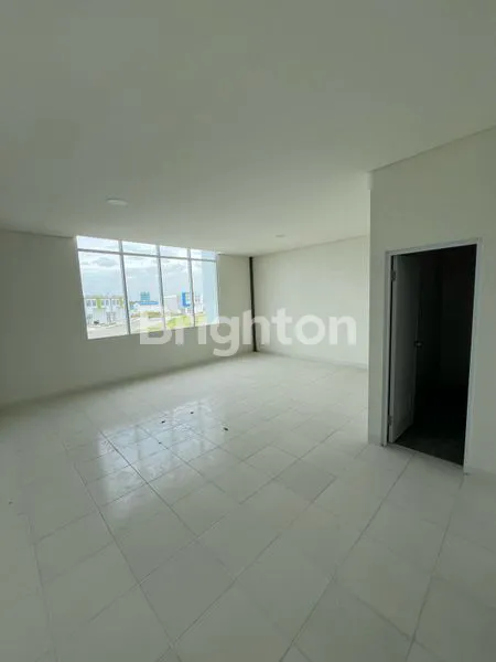 image PERGUDANGAN AKR GEM CITY, MANYAR, GRESIK (6)